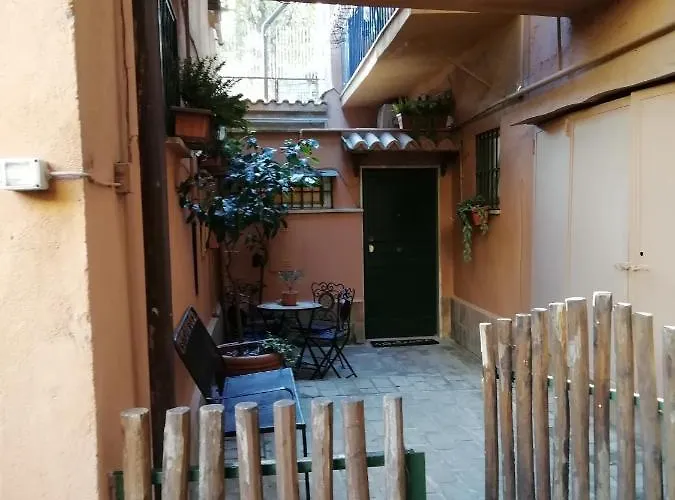 Lovely With Garden In Vatican Museums Trastevere Appartamento Roma
