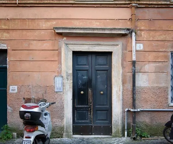 Lovely With Garden In Vatican Museums Trastevere Roma